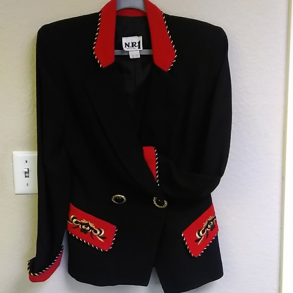 Vintage Blazer Classic Lines
